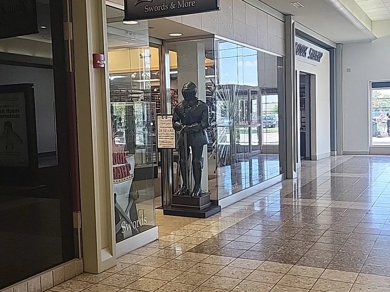 Look Sharp is a knife store in Algoma, Wisconsin featuring Custom, Buck knives and knife sharpening.