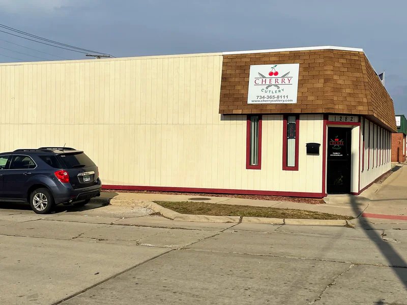 Cherry Cutlery is a knife store in Detroit, Michigan featuring Custom, Pocket knives and knife sharpening.