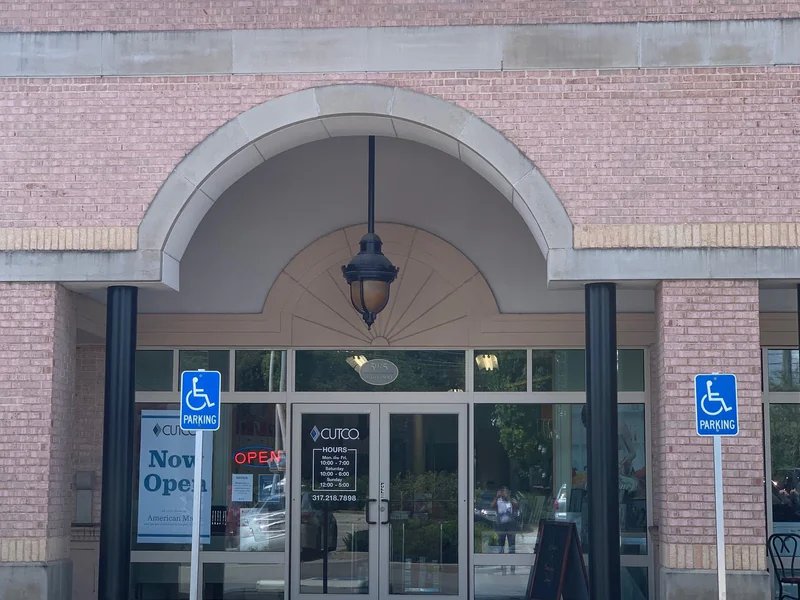 Cutco® Kitchen is a knife store in Indianapolis, Indiana featuring Custom, Kitchen knives and knife sharpening.
