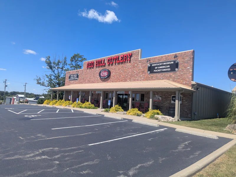 Red Hill Cutlery is a knife store in Campbell Hill, Illinois featuring Pocket knives and knife sharpening.