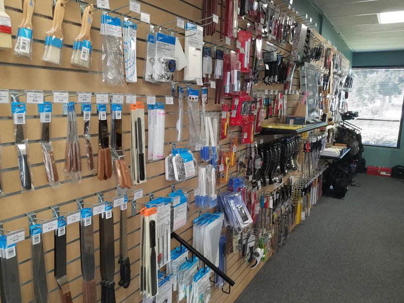 The Knife Merchant is a knife store in Alexandria, Alabama featuring Chef, Kitchen, Mac knives and knife sharpening.