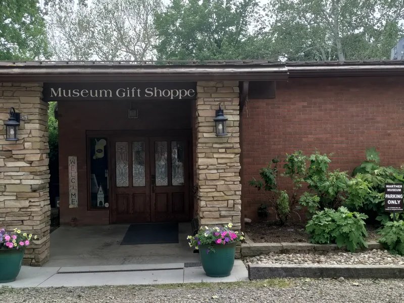 Warther Cutlery is a knife store in Delphos, Ohio featuring Kitchen knives and knife sharpening.