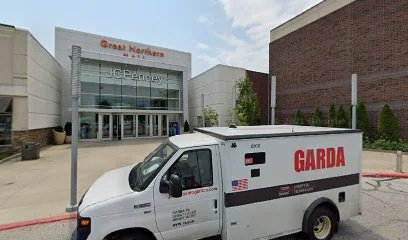 Cutter's Corner is a knife store in Cleveland, Ohio with a wide selection of knives and sharpening.