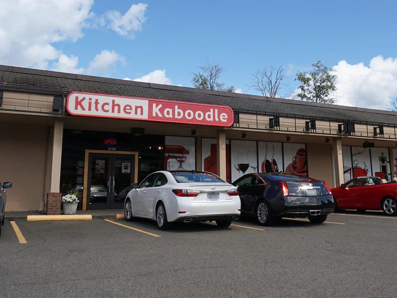 Kitchen Kaboodle SW Store is a knife store in Portland, Oregon featuring Kitchen, Custom knives and knife sharpening.