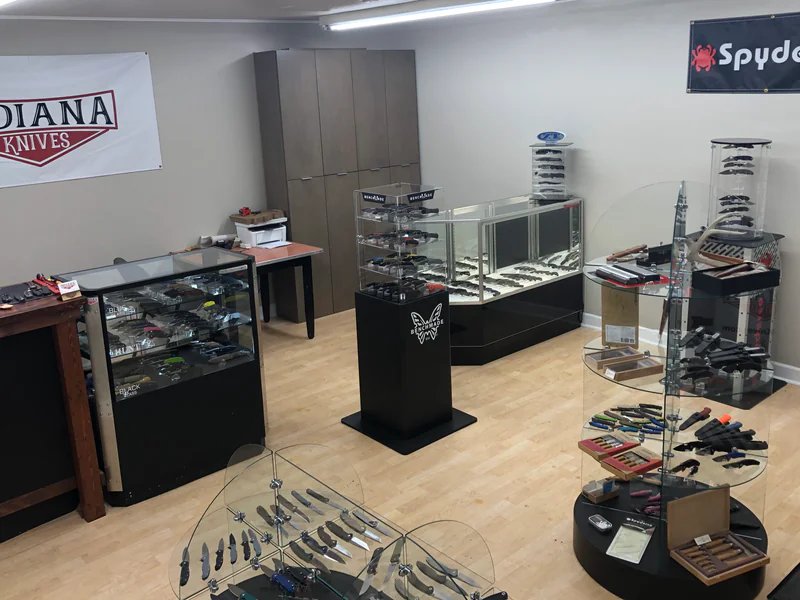 Indiana Knives is a knife store in Advance, Indiana featuring Custom, Spyderco, Benchmade knives.