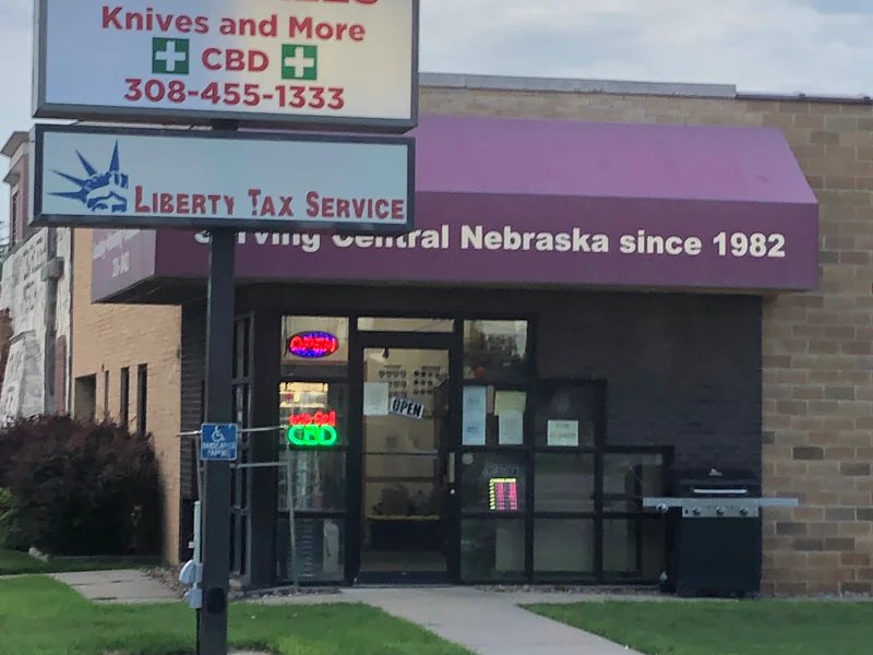 J An B Sales Knives And More is a knife store in Albion, Nebraska with a wide selection of knives.