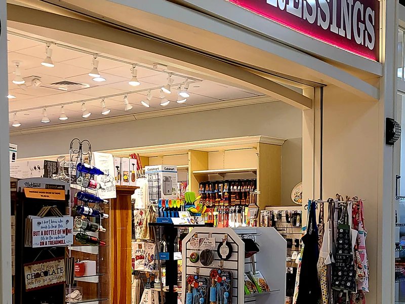 Kitchen Dressings is a knife store in Sioux City, Iowa featuring Kitchen knives and knife sharpening.