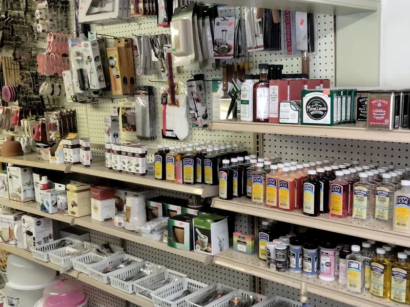 The Kitchen Shop is a knife store in Athens, Tennessee featuring Kitchen knives.