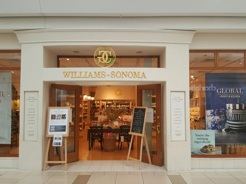 Williams-Sonoma is a knife store in Grand Rapids, Michigan featuring Custom, Mac knives.