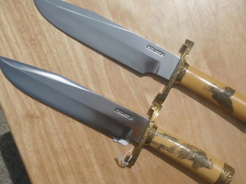 Randall Made Knives is a knife store in Orlando, Florida featuring Custom, Handmade knives and knife sharpening.