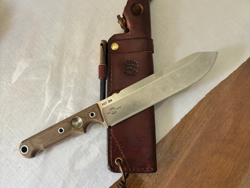 White River Knife and Tool, Inc. is a knife store in Norway, Michigan featuring Custom knives and knife sharpening.
