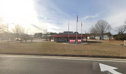 Pops Outfitters is a knife store in Abbeville, Georgia with a wide selection of knives.