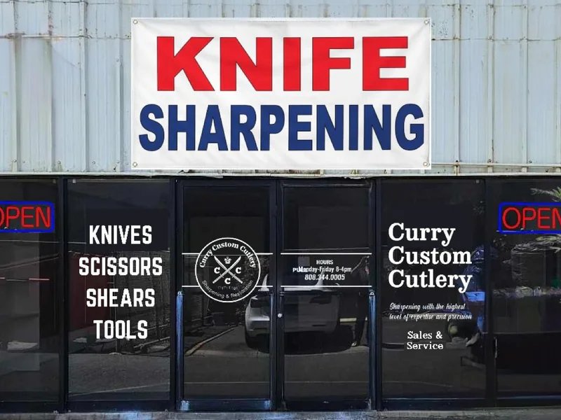 Curry Custom Cutlery is a knife sharpening store in Captain Cook, Hawaii providing blade services.