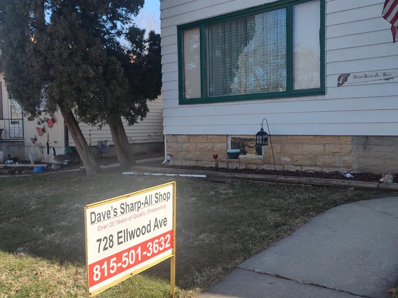 Dave's Sharp-All Shop is a knife sharpening store in Dekalb, Illinois providing blade services.