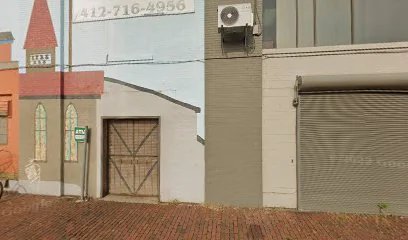 Pittsburgh BLADE is a knife sharpening store in Pittsburgh, Pennsylvania providing expert blade services.