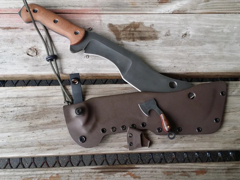 T.M. Hunt Custom Knives is a knife store in Bennington, Indiana with a wide selection of knives.