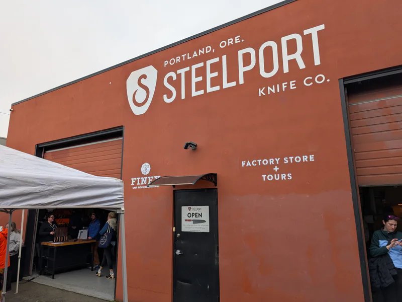 Steelport Knife Co. is a knife store in Bates, Oregon featuring Chef, Carbon steel, Custom knives and knife sharpening.