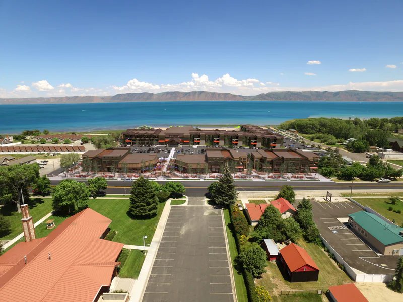 Waters Edge Resort at Bear Lake is a knife store in Garden City, Utah featuring Kitchen knives and knife sharpening.