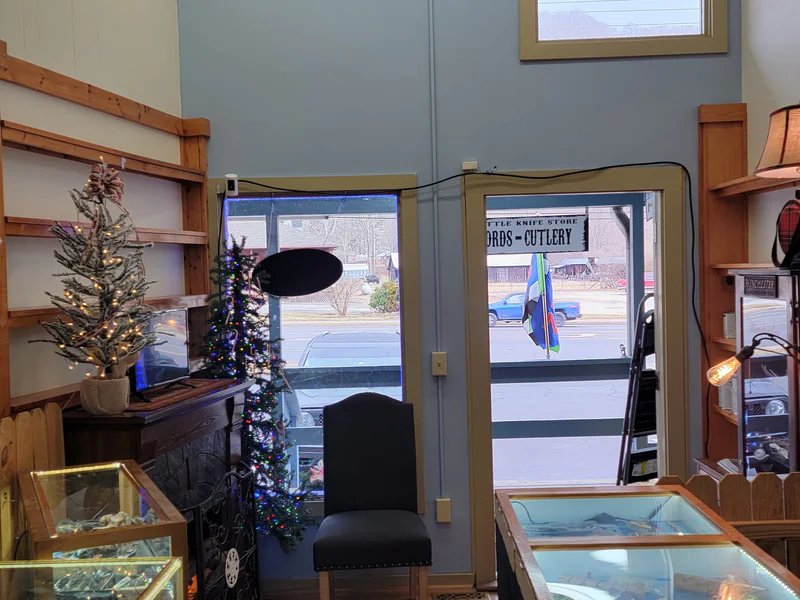 ARIES Little Knife Store is a knife store in Wallace, North Carolina featuring Crkt knives and knife sharpening.