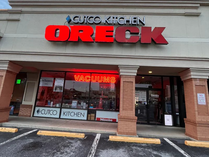 Cutco® Kitchen is a knife store in Atlanta, Georgia featuring Custom, Buck knives and knife sharpening.
