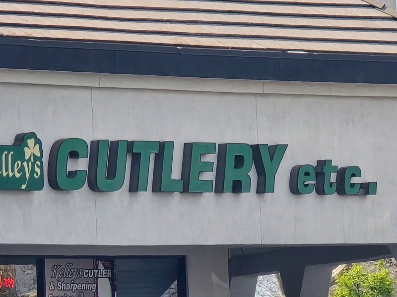 Kelley's Cutlery etc. & Sharpening Service is a knife store in Stockton, California featuring Crkt, Pocket, Custom knives and knife sharpening.
