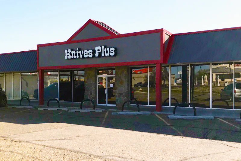 KNIVES PLUS is a knife store in Crane, Texas featuring Spyderco, Custom knives and knife sharpening.