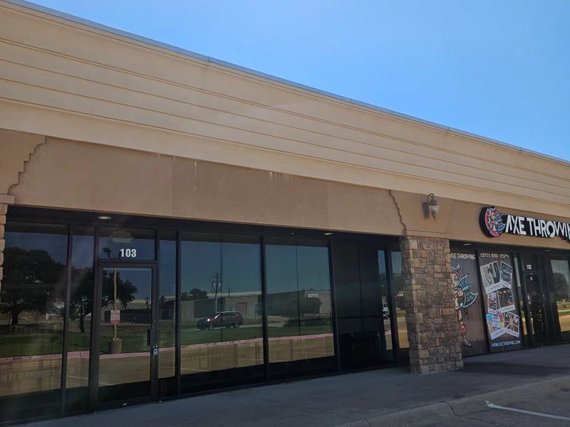 EDC Lifestyle is a knife store in Dallas, Iowa featuring Microtech, Custom, Buck knives and knife sharpening.