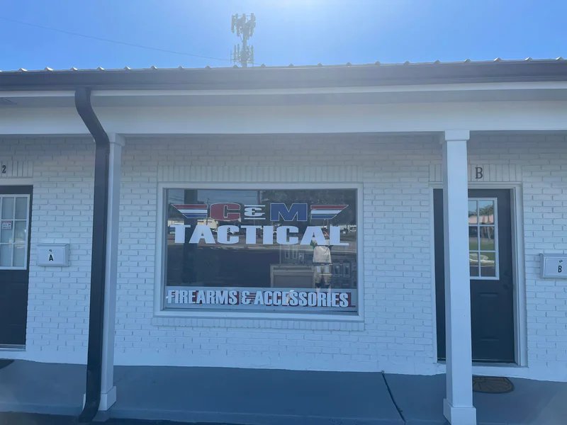 C&M Tactical is a knife store in Gulfport, Mississippi featuring German knives and knife sharpening.