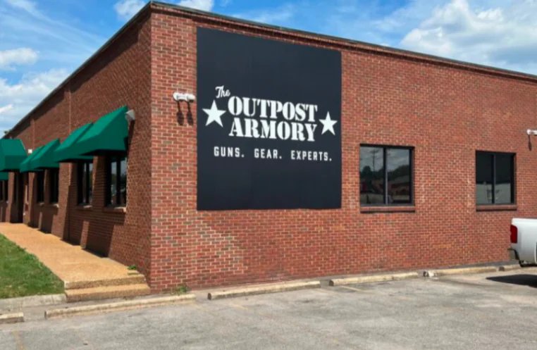 Nashville Gun & Knife is a knife store in Nashville-Davidson, Tennessee featuring Custom knives and knife sharpening.