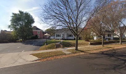 Voyager Blades is a knife store in St. Cloud, Minnesota with a wide selection of knives and expert sharpening.