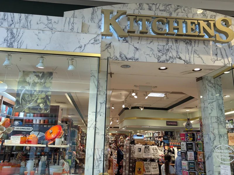 Kitchens is a knife store in Davenport, Iowa featuring Custom, Kitchen knives and knife sharpening.