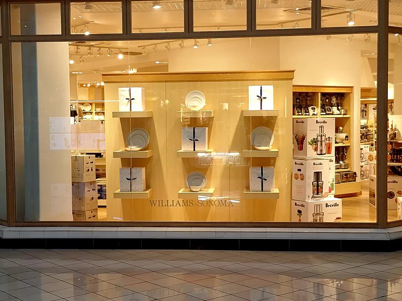 Williams-Sonoma is a knife store in Boise City, Idaho featuring Custom, Kitchen knives and knife sharpening.
