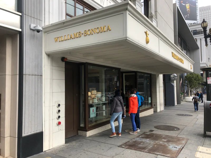 Williams-Sonoma is a knife store in San Francisco, California featuring Mac, Custom knives and knife sharpening.