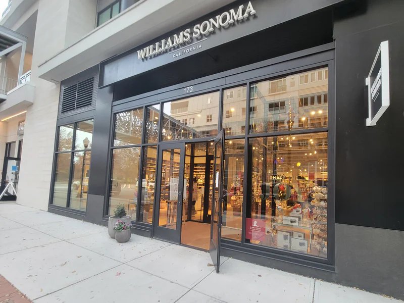 Williams-Sonoma/WS Home is a knife store in Virginia Beach, Virginia featuring Mac, Japanese, Custom knives and knife sharpening.