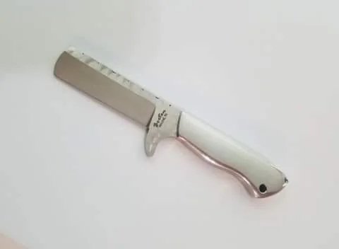 Borton Custom Knives is a knife store in Abilene, Kansas featuring Custom knives.