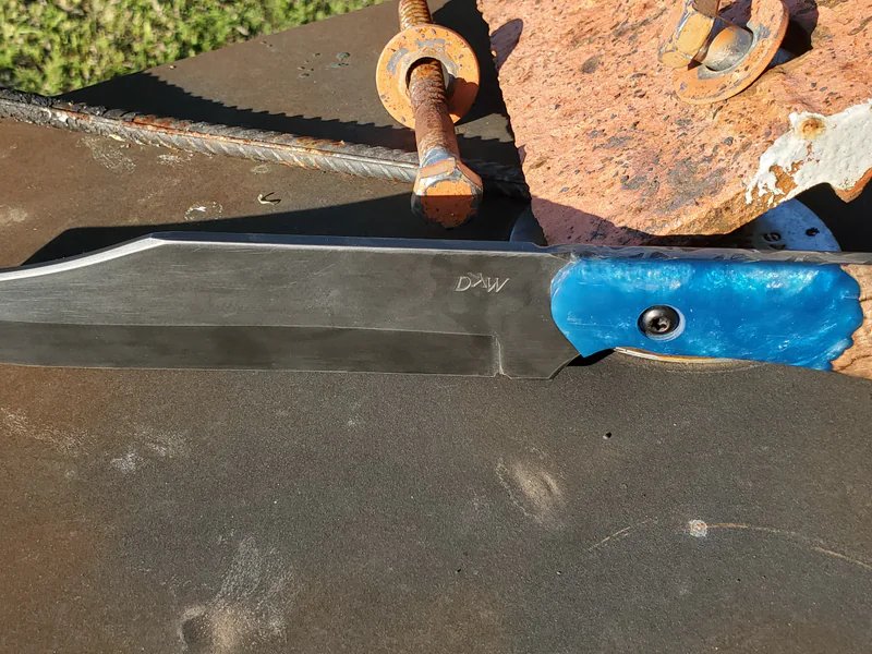 Denton Knife Works is a knife store in Denton, Texas featuring Custom knives and knife sharpening.