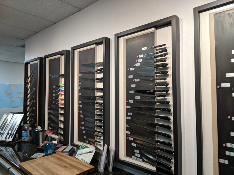 Mac Knife is a knife store in Sacramento, California featuring Mac, Japanese, Custom knives and knife sharpening.