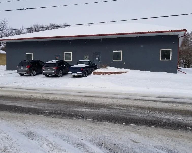 Clean Cut Blade LLC is a knife sharpening store in Waterloo, Iowa providing blade services.