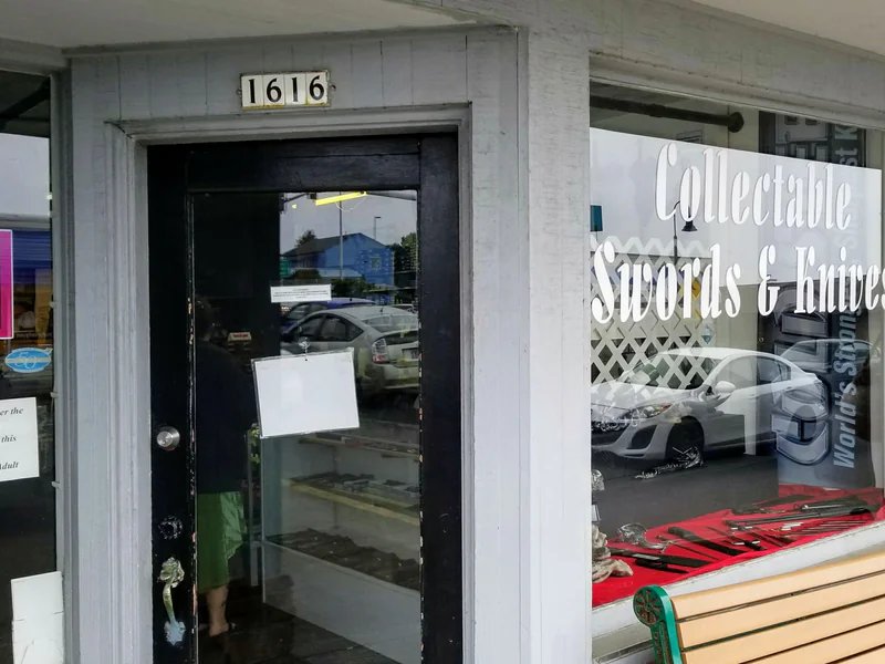 Collectibles Swords And Knives is a knife store in Christmas Valley, Oregon featuring Custom, Pocket knives and knife sharpening.