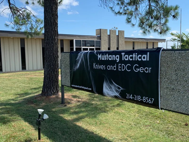 Mustang Tactical is a knife store in Dustin, Oklahoma featuring Custom, Tactical knives and knife sharpening.