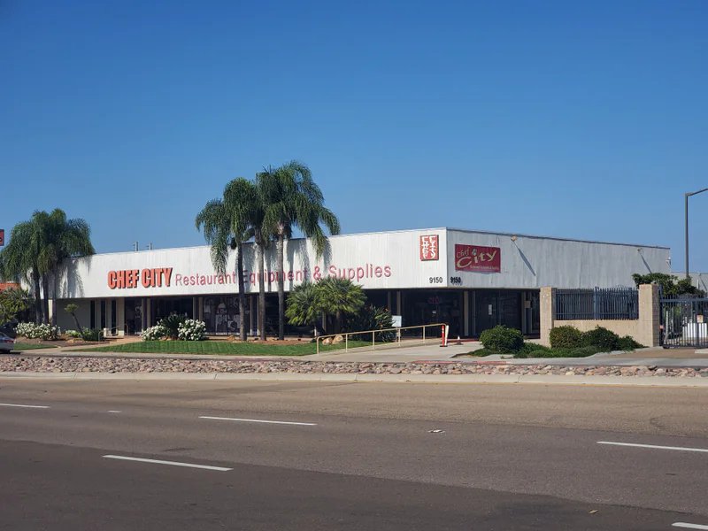 Chef City is a knife store in San Diego, California featuring Custom, Chef knives and knife sharpening.
