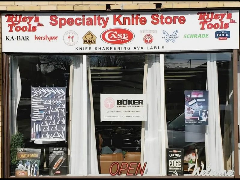 Riley's Tools is a knife store in Adrian, West Virginia featuring Pocket, Custom knives and knife sharpening.