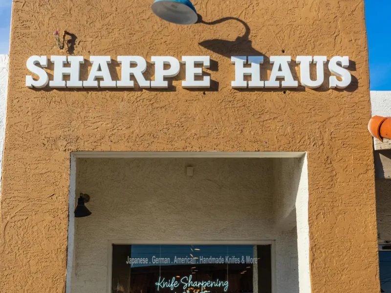 Sharpe Haus is a knife store in Phoenix, Arizona featuring Kitchen, German, Japanese knives and knife sharpening.