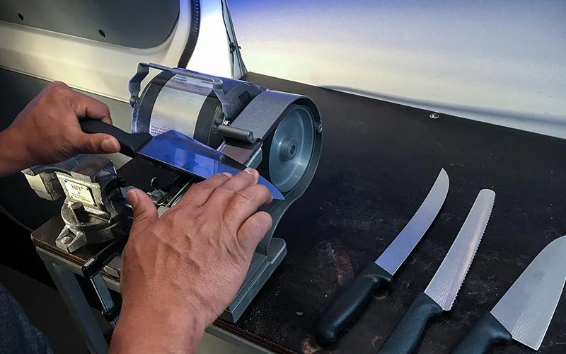 512 Sharpen is a knife sharpening store in Bastrop, Texas providing blade services.