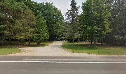 Arcadia Sharp All is a knife sharpening store in Arcadia, Michigan providing blade services.