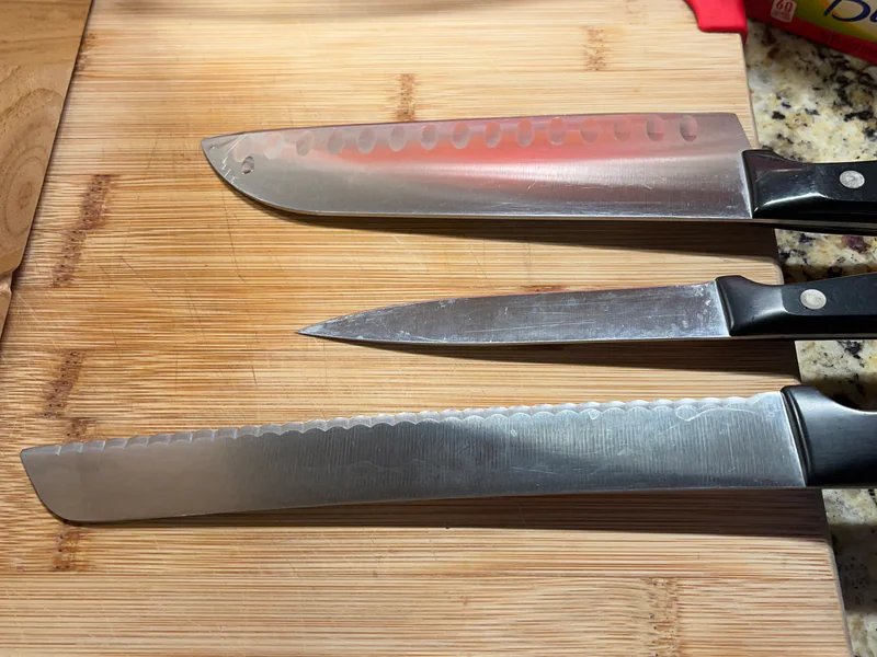Bevel Edge Sharpening Service mobile is a knife sharpening store in Columbus, Ohio providing blade services.