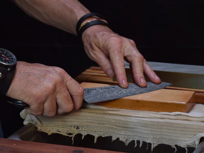 Blade Tech - Monterey Bay Knife Sharpening is a knife sharpening store in Big Sur, California providing blade services.
