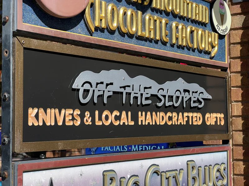 Breckenridge Knife and Tool Sharpening is a knife sharpening store in Breckenridge, Minnesota providing blade services.