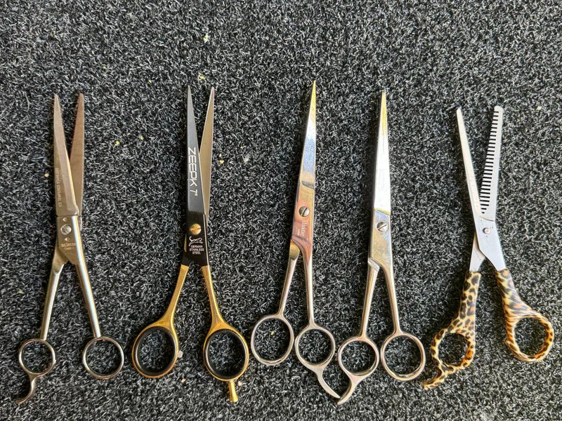 Island Edge Sharpening is a knife sharpening store in Galveston, Texas providing blade services.