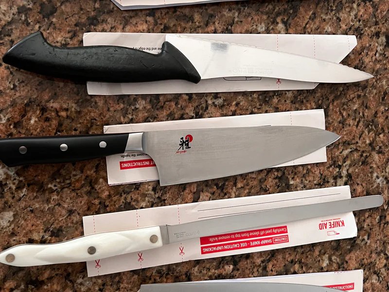 Knife Aid is a knife sharpening store in Los Angeles, California providing blade services.